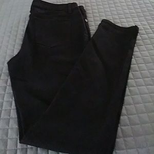 No Boundaries Skinny Stretch Jeans